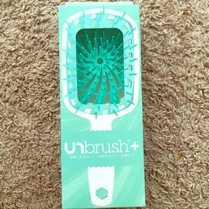 NEW UNBRUSH DETANGLING BRUSH PLUS - MINT